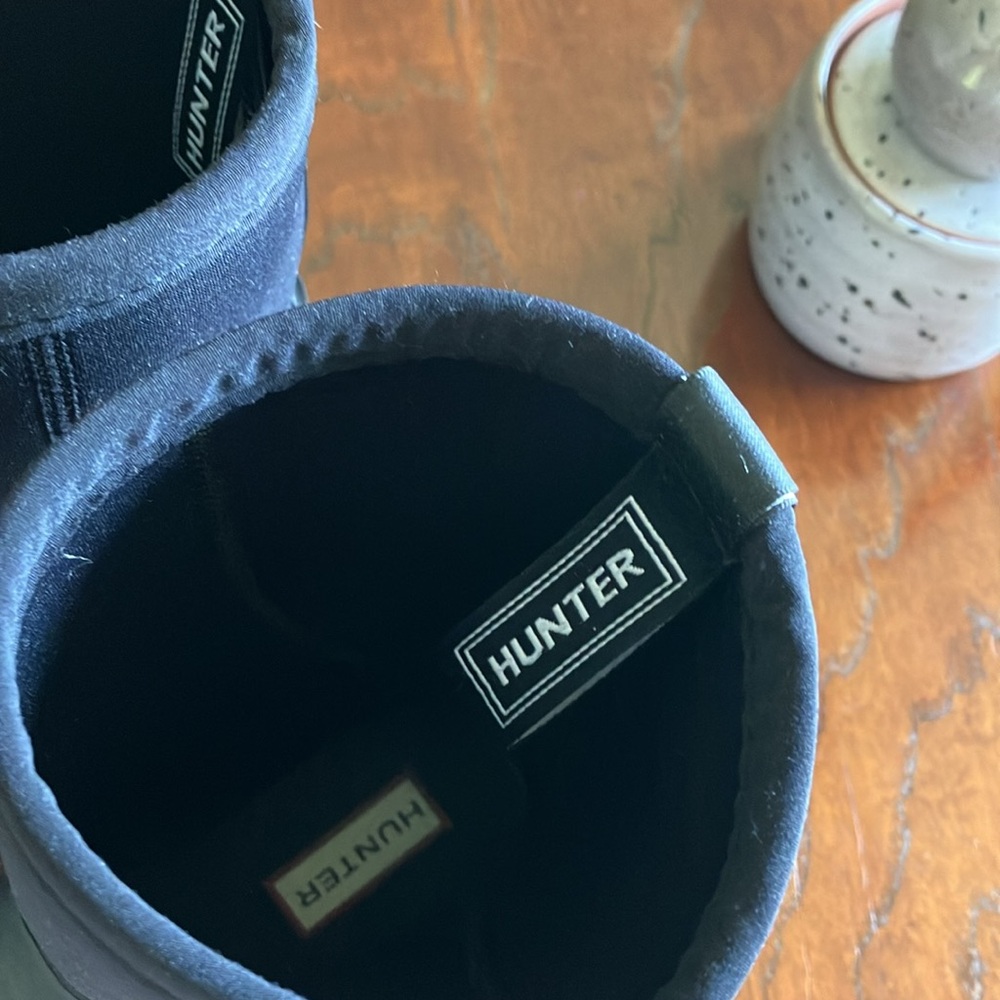 Hunter mid explorer rain boots! Gently used - Picture 4 of 11